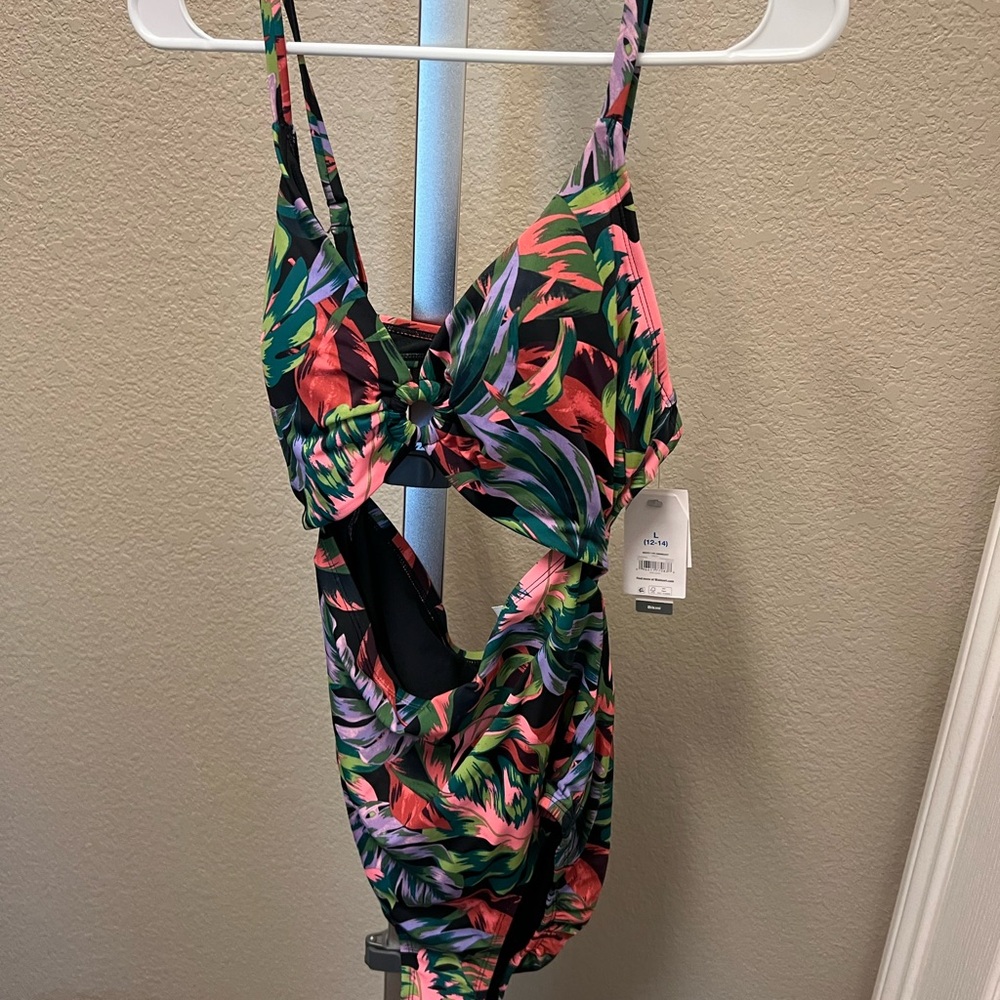 Floral one piece bathing suit